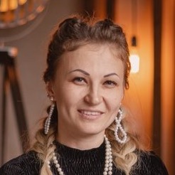 Руководитель центра, преподаватель